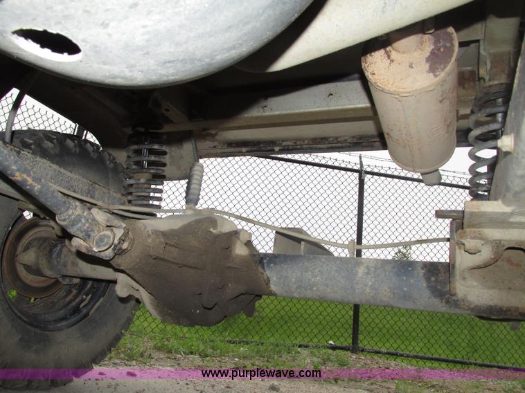 image for item F7404 2008 Club Car XRT 1550G utility vehicle