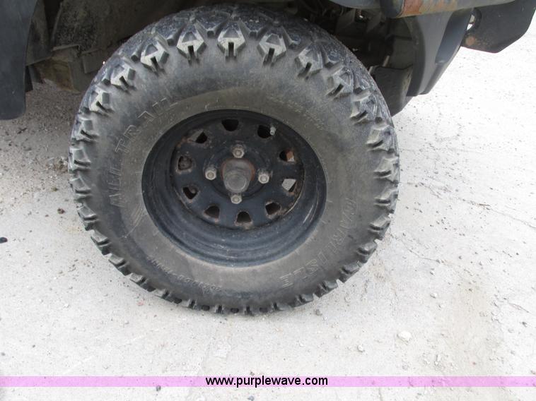 image for item F7404 2008 Club Car XRT 1550G utility vehicle