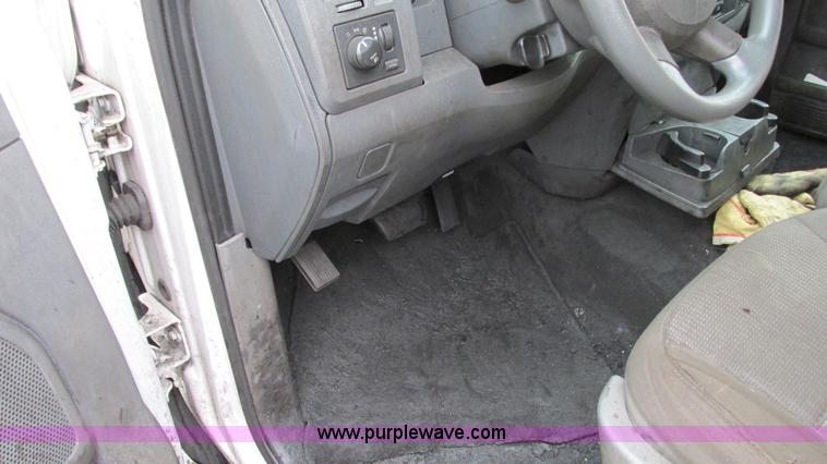 image for item G9116 2008 Dodge Ram 1500 Quad CAb pickup truck