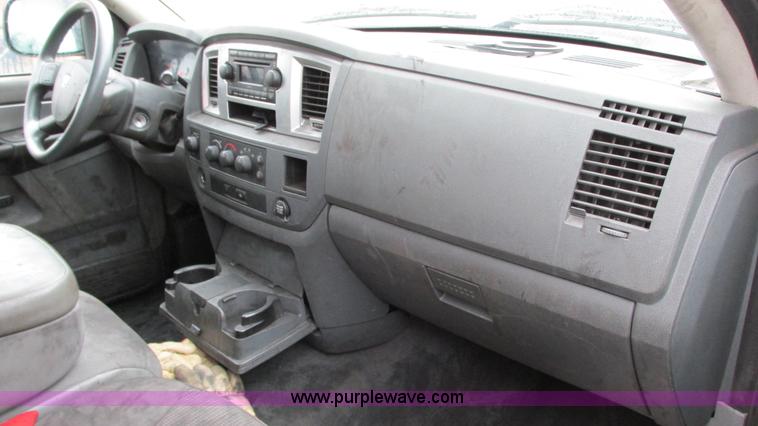 image for item G9116 2008 Dodge Ram 1500 Quad CAb pickup truck