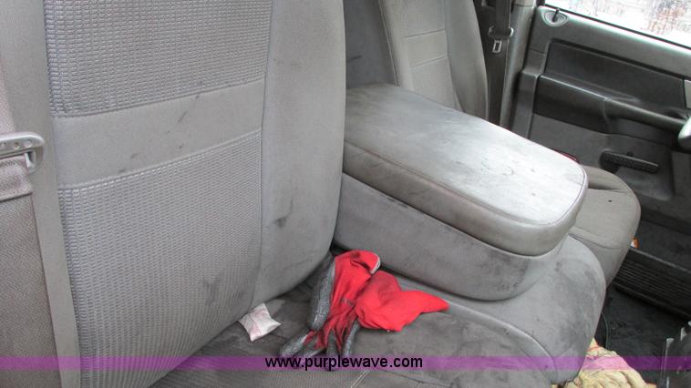 image for item G9116 2008 Dodge Ram 1500 Quad CAb pickup truck