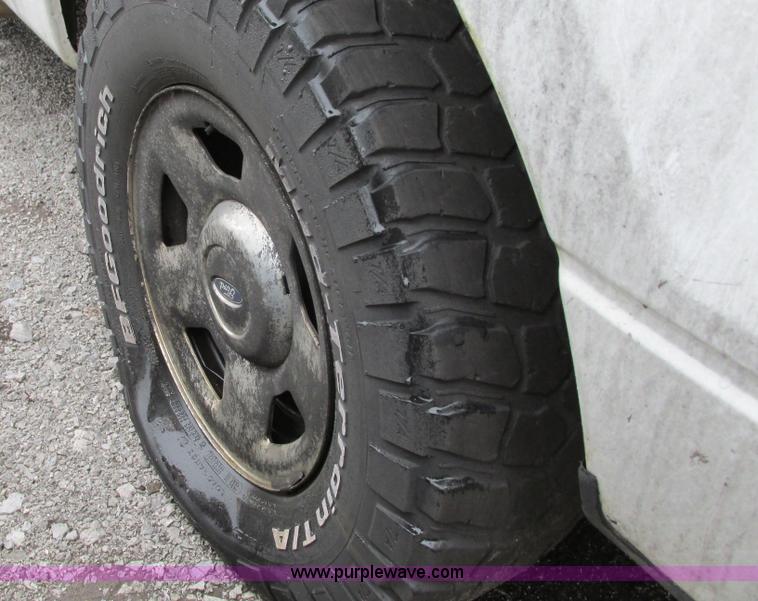 image for item G9117 2005 Ford F150 XLT SuperCab pickup truck