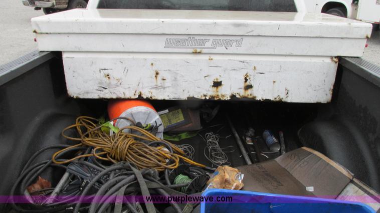 image for item G9117 2005 Ford F150 XLT SuperCab pickup truck