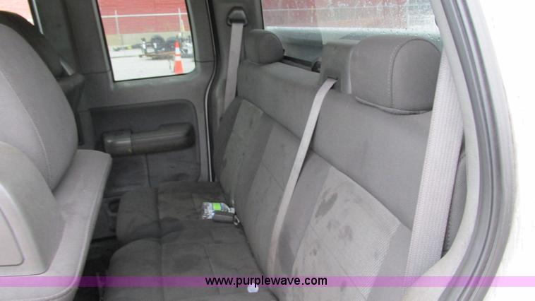 image for item G9117 2005 Ford F150 XLT SuperCab pickup truck
