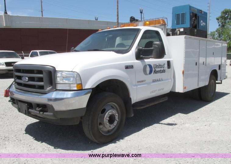 image for item G9118 2004 Ford F550 service truck with crane