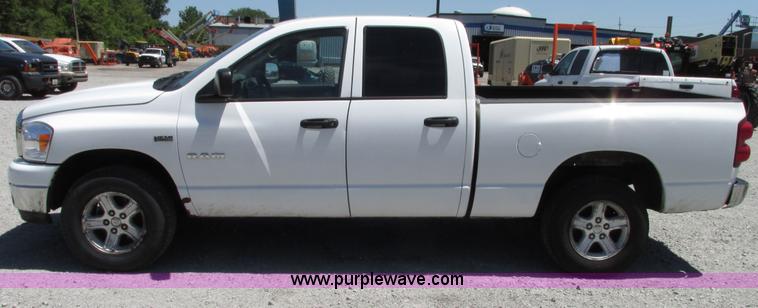 image for item G9119 2008 Dodge Ram 1500 Quad Cab pickup truck