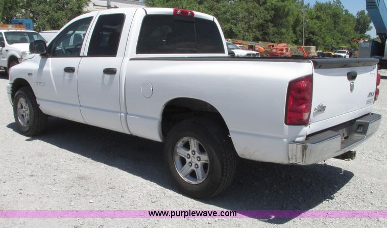 image for item G9119 2008 Dodge Ram 1500 Quad Cab pickup truck