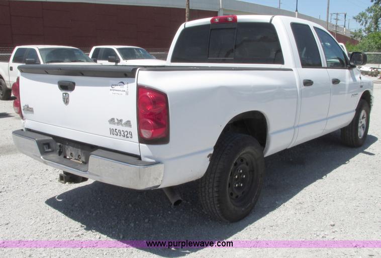 image for item G9119 2008 Dodge Ram 1500 Quad Cab pickup truck