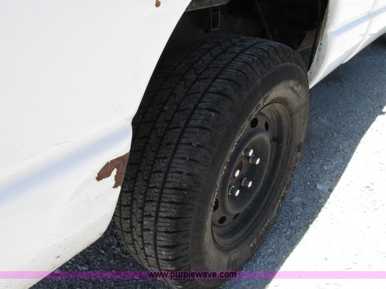 image for item G9119 2008 Dodge Ram 1500 Quad Cab pickup truck