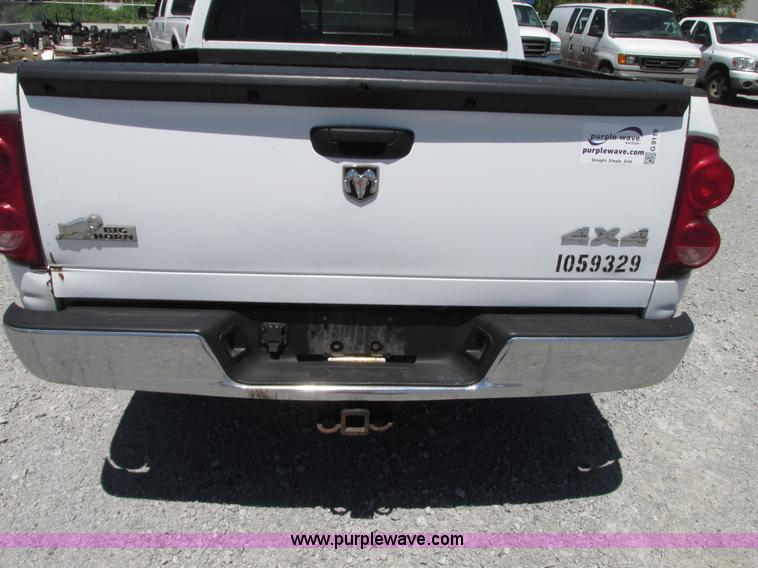 image for item G9119 2008 Dodge Ram 1500 Quad Cab pickup truck