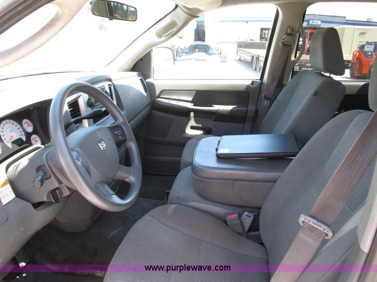 image for item G9119 2008 Dodge Ram 1500 Quad Cab pickup truck