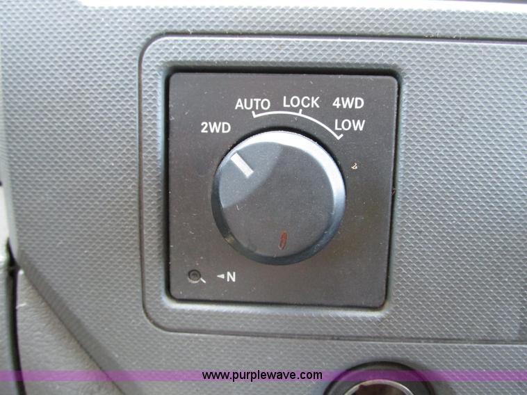 image for item G9119 2008 Dodge Ram 1500 Quad Cab pickup truck