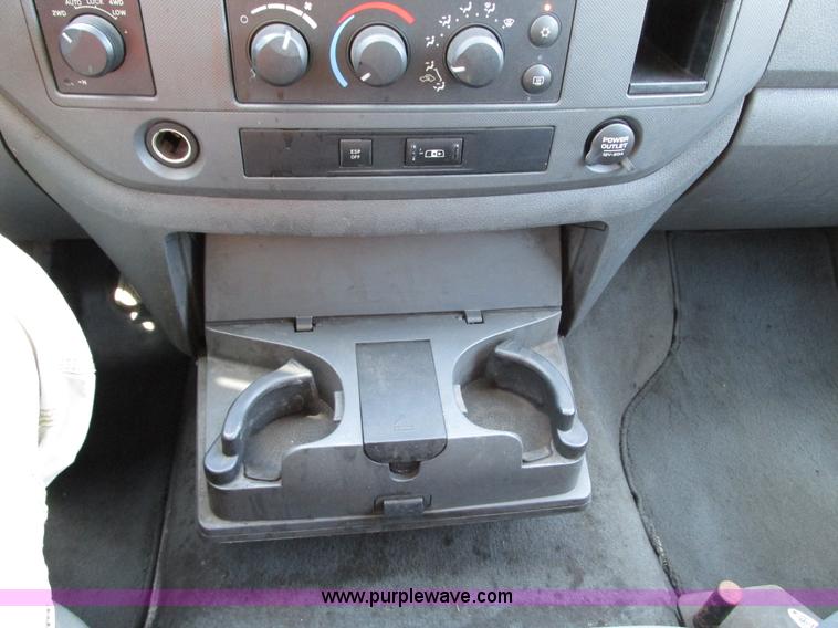 image for item G9119 2008 Dodge Ram 1500 Quad Cab pickup truck