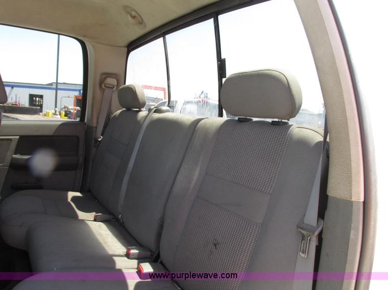 image for item G9119 2008 Dodge Ram 1500 Quad Cab pickup truck