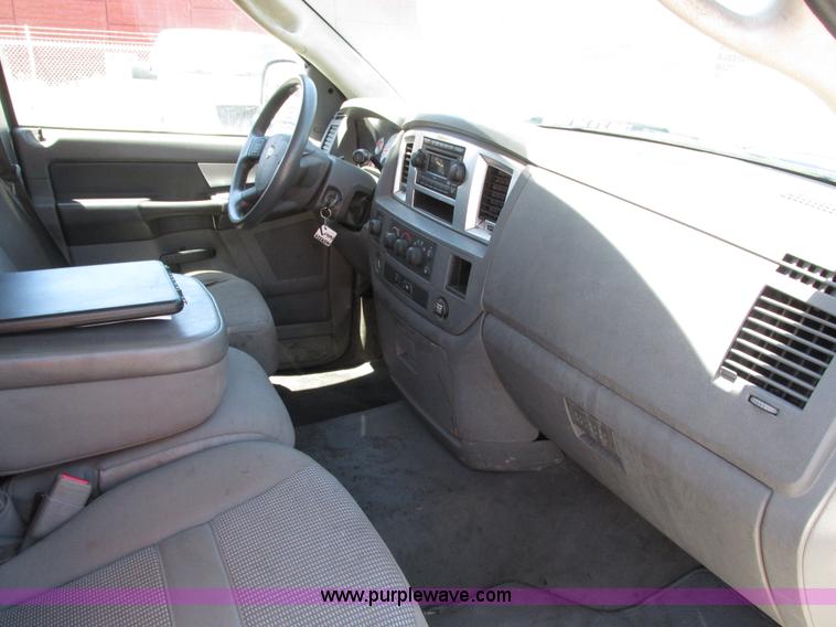 image for item G9119 2008 Dodge Ram 1500 Quad Cab pickup truck