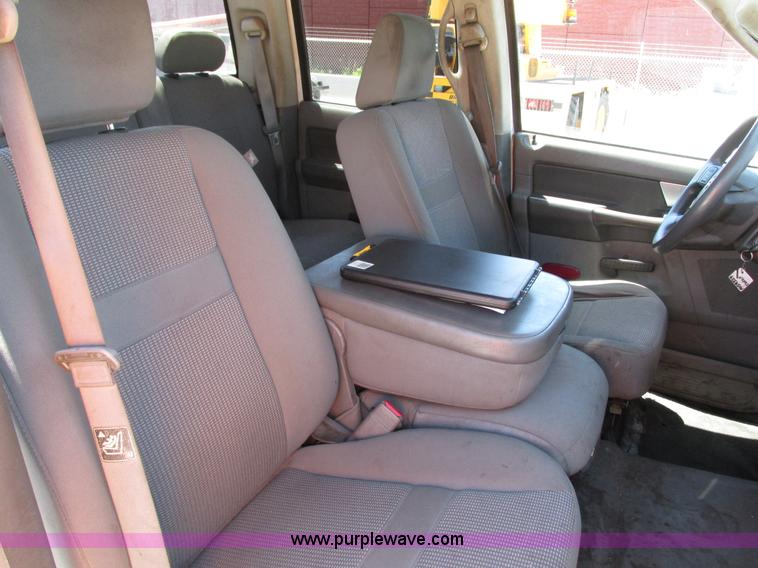 image for item G9119 2008 Dodge Ram 1500 Quad Cab pickup truck