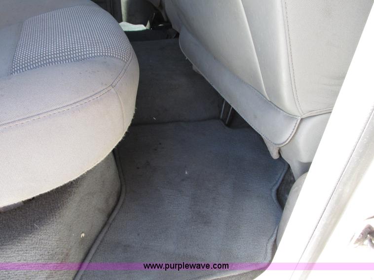 image for item G9119 2008 Dodge Ram 1500 Quad Cab pickup truck