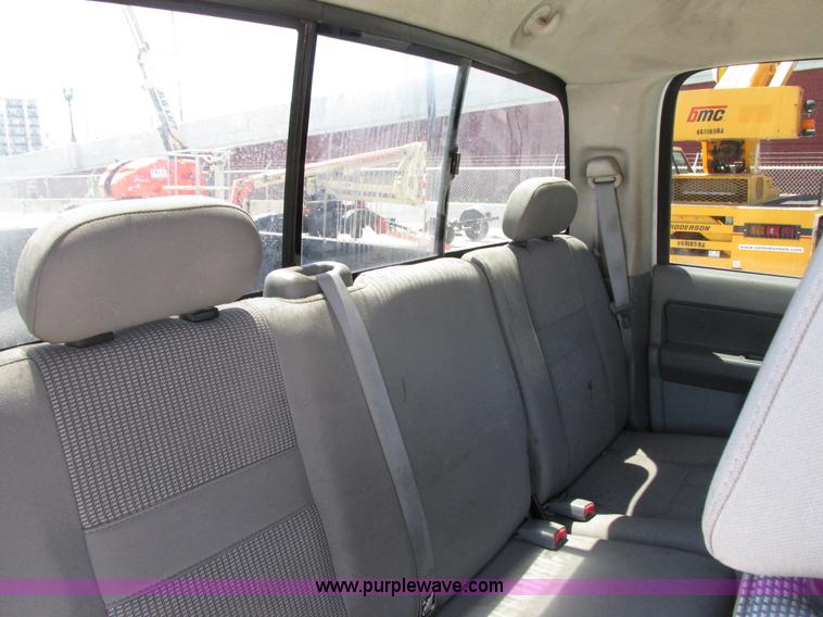 image for item G9119 2008 Dodge Ram 1500 Quad Cab pickup truck