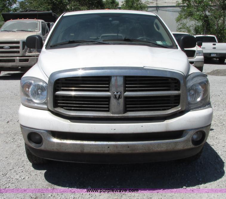 image for item G9120 2008 Dodge Ram 1500 Quad Cab pickup truck