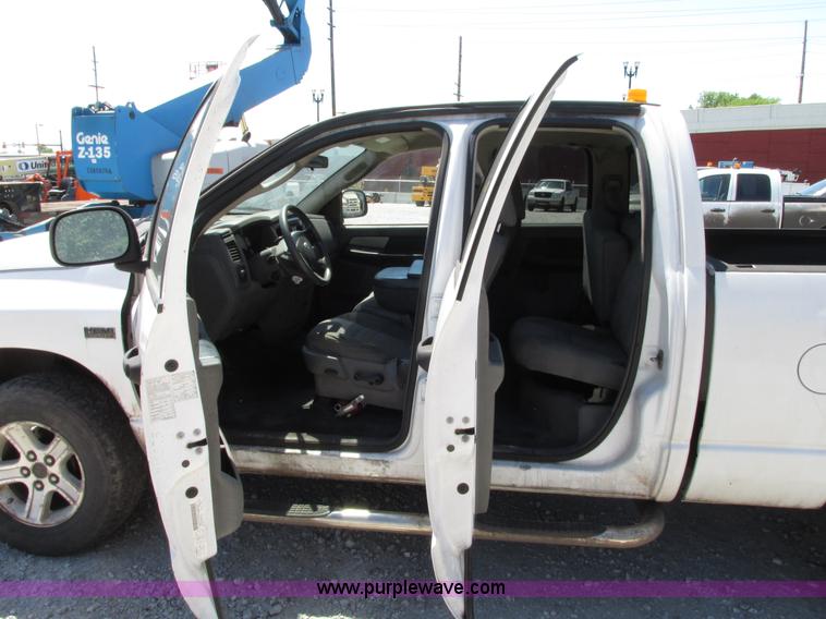 image for item G9120 2008 Dodge Ram 1500 Quad Cab pickup truck