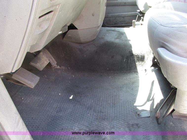 image for item G9120 2008 Dodge Ram 1500 Quad Cab pickup truck