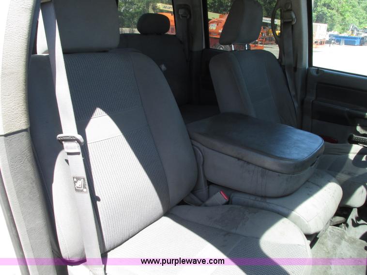 image for item G9120 2008 Dodge Ram 1500 Quad Cab pickup truck