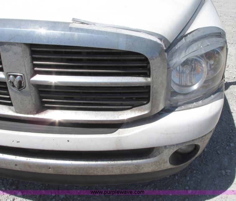 image for item G9120 2008 Dodge Ram 1500 Quad Cab pickup truck