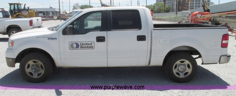 image for item G9121 2006 Ford F150 XLT SuperCrew pickup truck