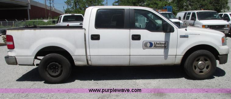 image for item G9121 2006 Ford F150 XLT SuperCrew pickup truck