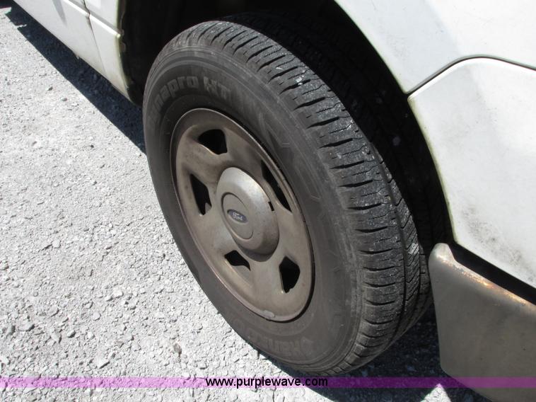 image for item G9121 2006 Ford F150 XLT SuperCrew pickup truck