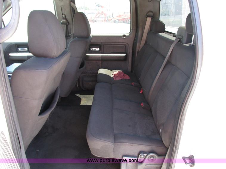 image for item G9121 2006 Ford F150 XLT SuperCrew pickup truck