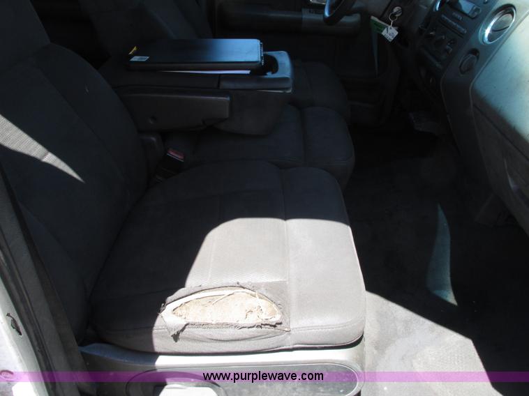 image for item G9121 2006 Ford F150 XLT SuperCrew pickup truck