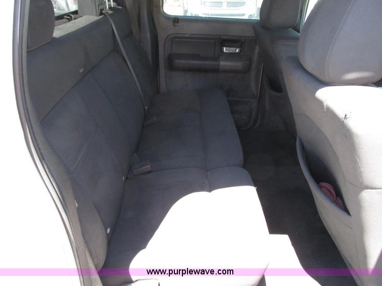 image for item G9121 2006 Ford F150 XLT SuperCrew pickup truck