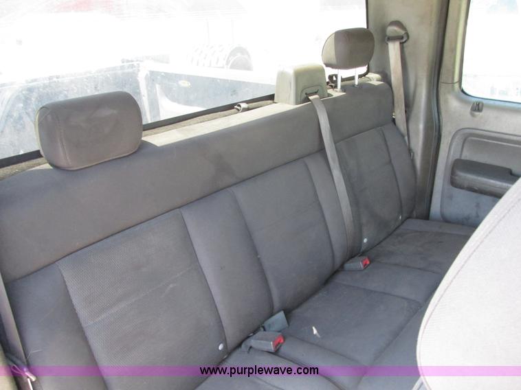 image for item G9121 2006 Ford F150 XLT SuperCrew pickup truck