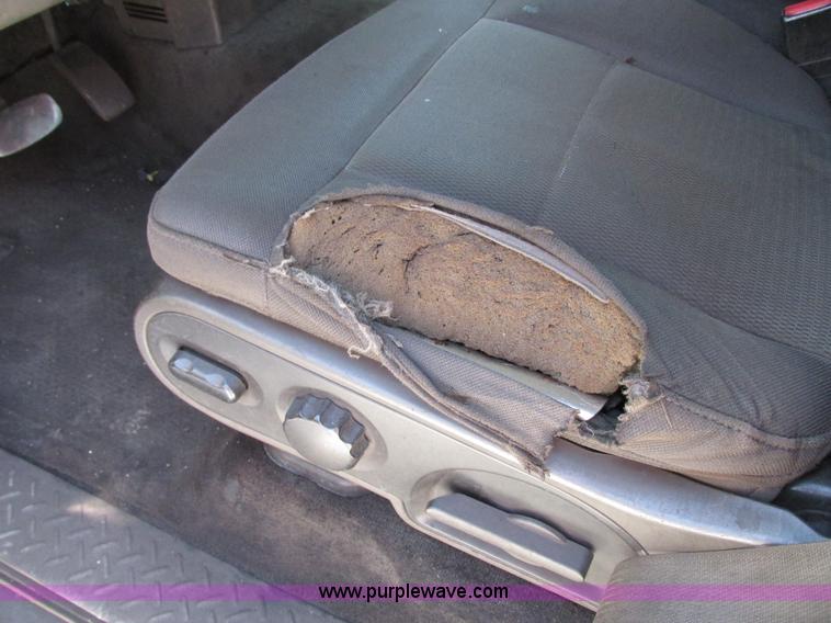 image for item G9121 2006 Ford F150 XLT SuperCrew pickup truck