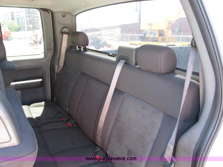 image for item G9122 2006 Ford F150 XLT SuperCab pickup truck