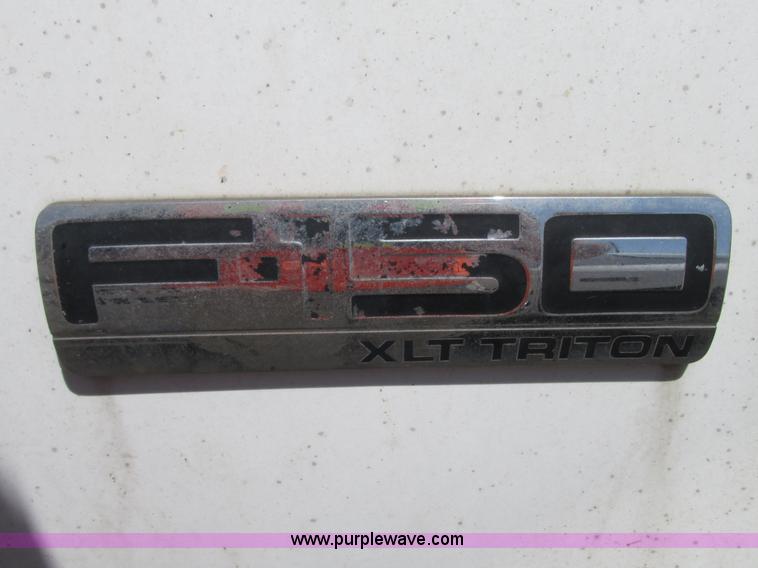 image for item G9123 2005 Ford F150 XLT SuperCab pickup truck