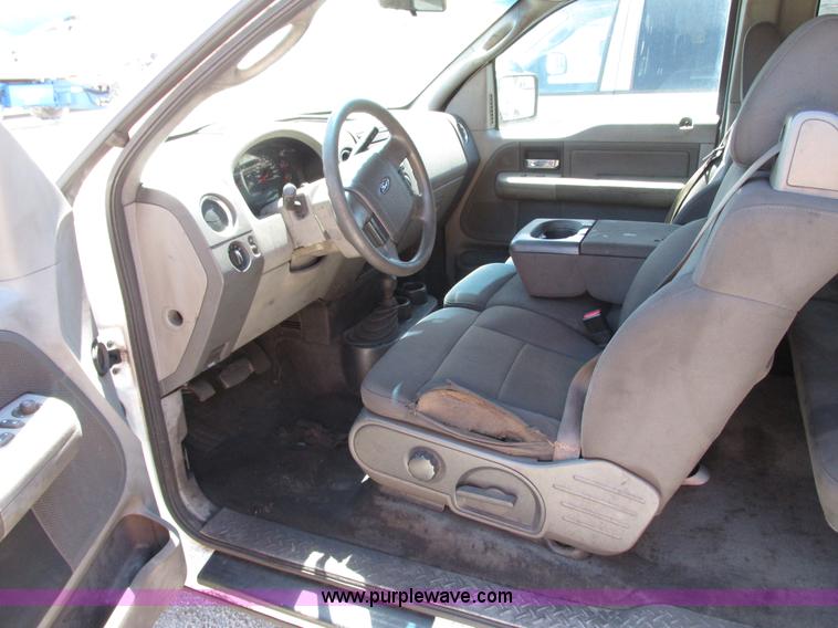 image for item G9123 2005 Ford F150 XLT SuperCab pickup truck