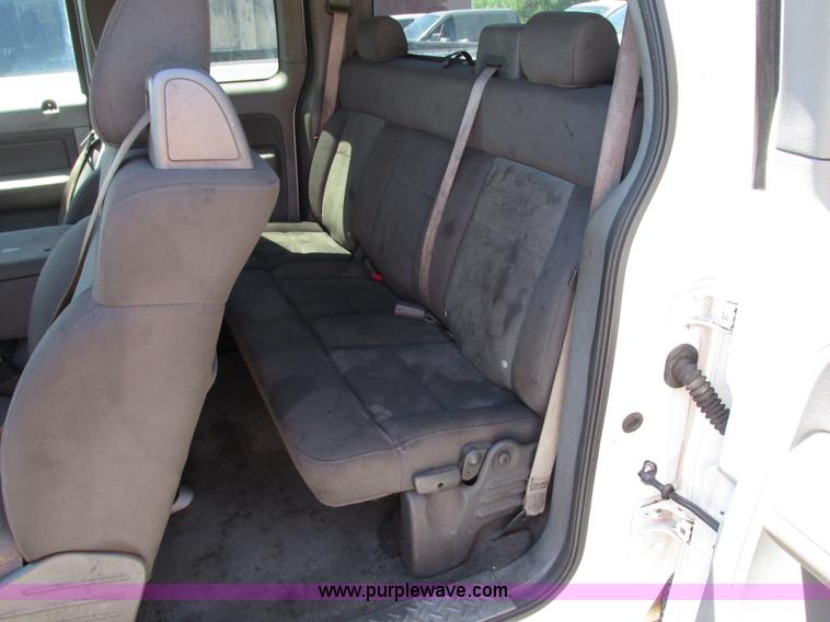 image for item G9123 2005 Ford F150 XLT SuperCab pickup truck