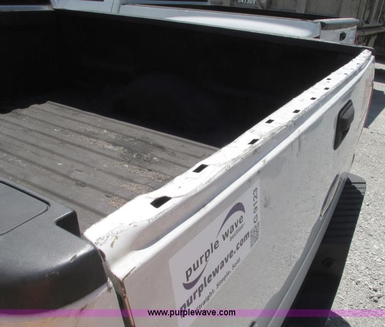 image for item G9123 2005 Ford F150 XLT SuperCab pickup truck