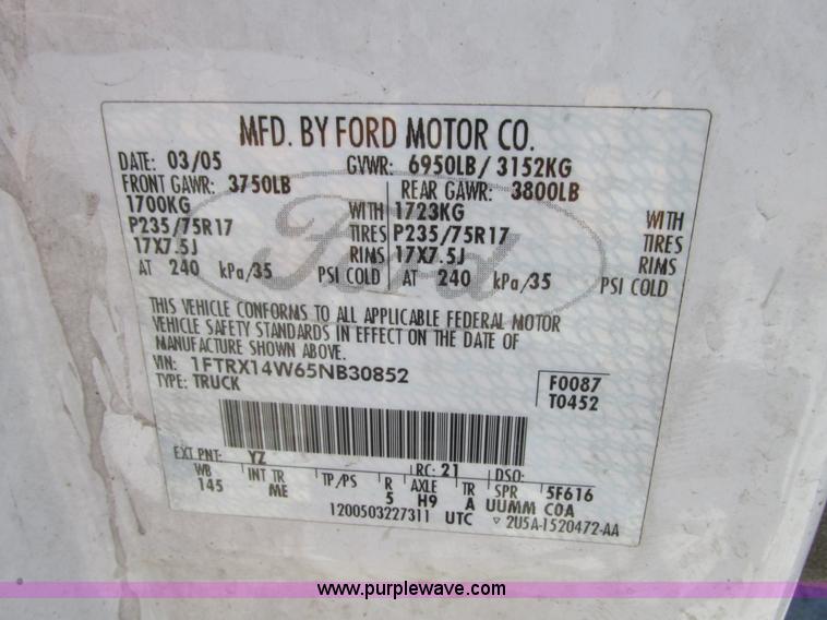 image for item G9123 2005 Ford F150 XLT SuperCab pickup truck