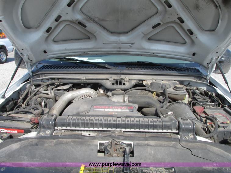 image for item G9124 2006 Ford F550 service truck with crane