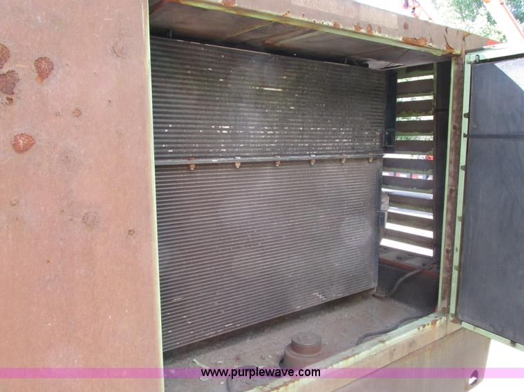 image for item G9126 2005 Sullair 750HDTQ air compressor