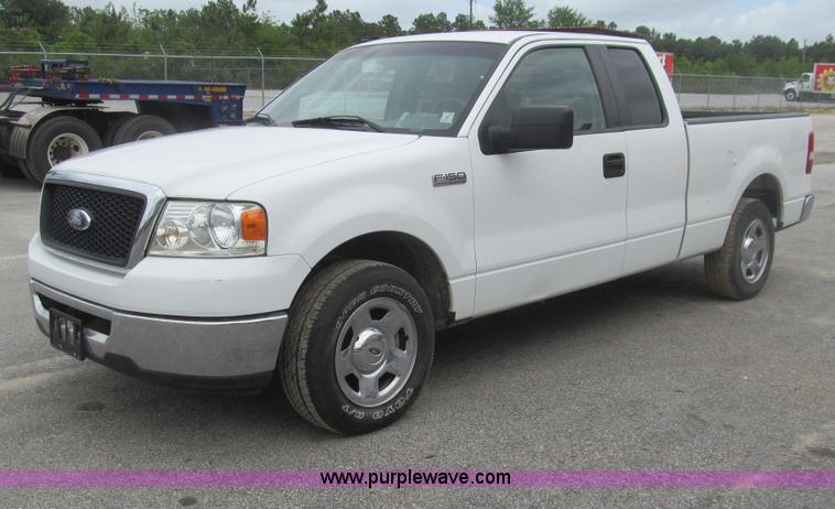 image for item H9000 2007 Ford F150 XLT SuperCab pickup truck