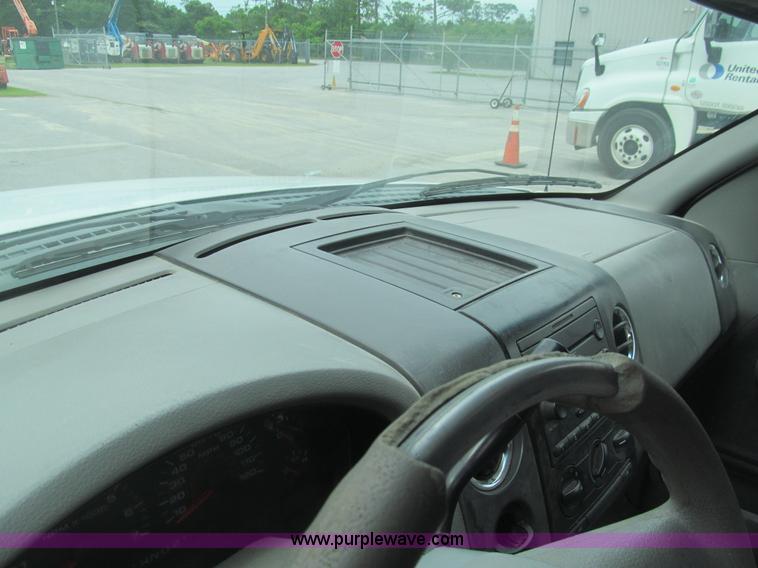 image for item H9000 2007 Ford F150 XLT SuperCab pickup truck