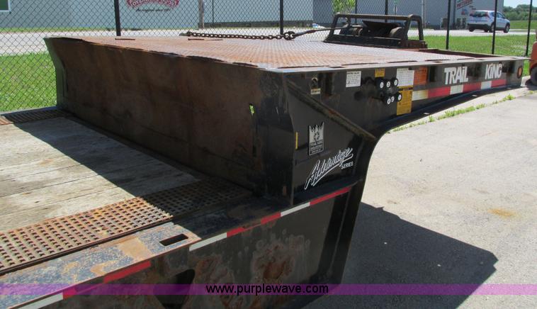 image for item I4170 2007 Trail King TK70HT trailer