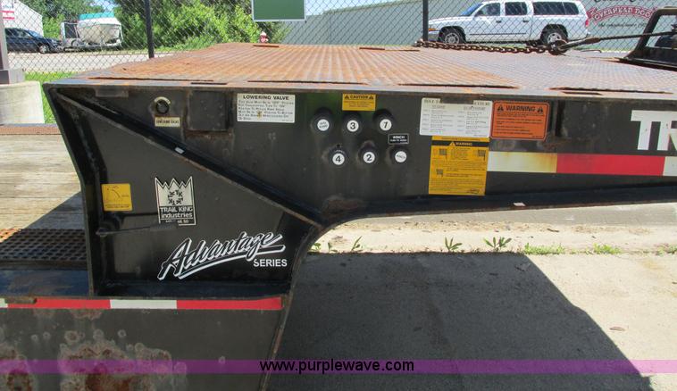 image for item I4170 2007 Trail King TK70HT trailer