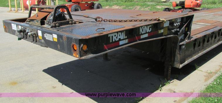image for item I4170 2007 Trail King TK70HT trailer