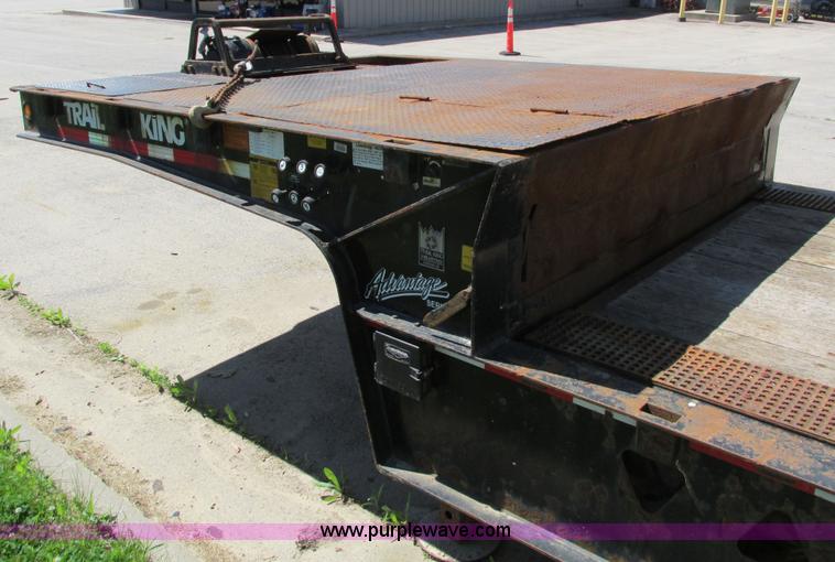 image for item I4170 2007 Trail King TK70HT trailer
