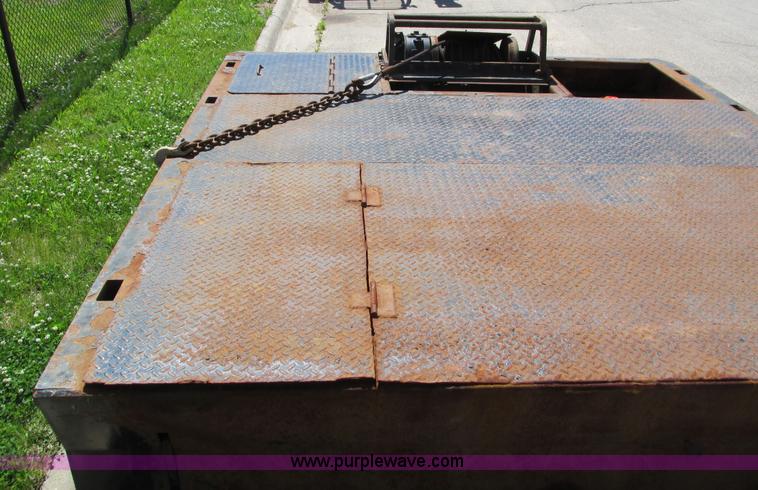 image for item I4170 2007 Trail King TK70HT trailer